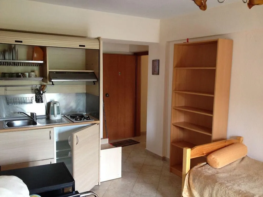 *** Guest house Studios Arabas Thessaloniki Greece
